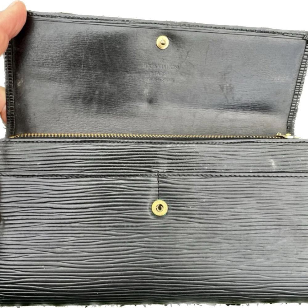 AUTHENTIC Louis Vuitton Epi Leather Long Wallet EUC (LVXX060) - Picture 3 of 7